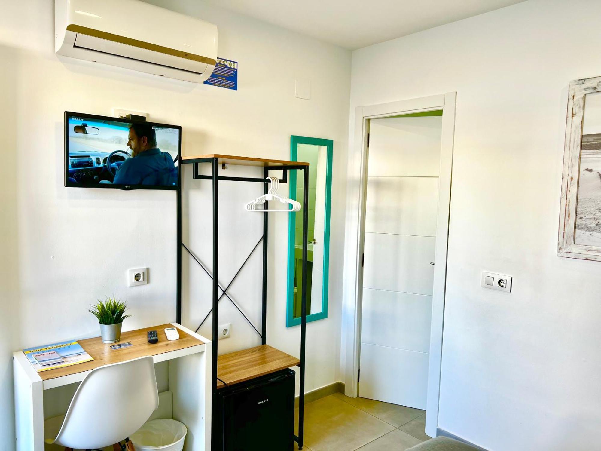 Dori Rooms Hostal ตาริฟา ภายนอก รูปภาพ