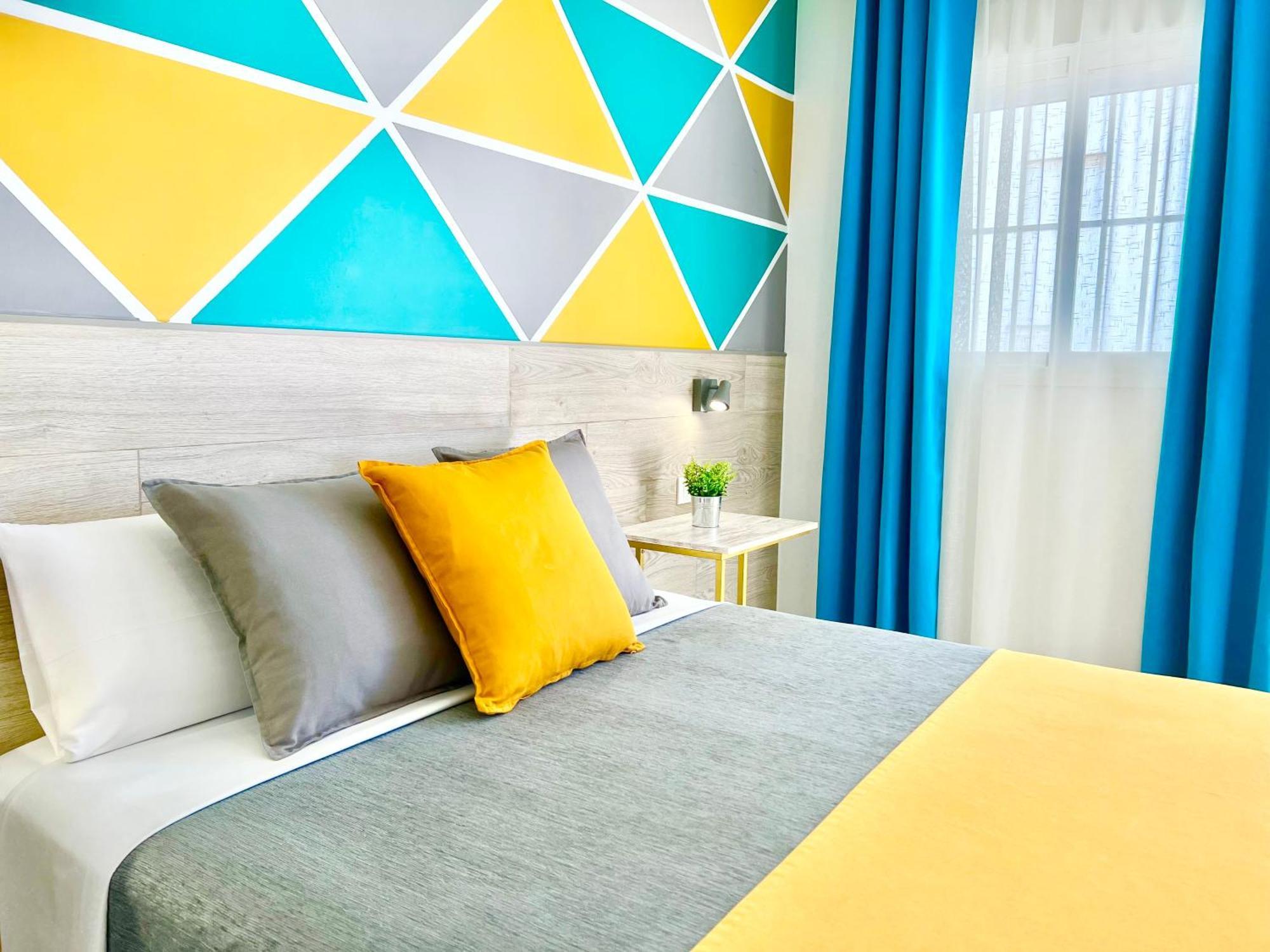 Dori Rooms Hostal ตาริฟา ภายนอก รูปภาพ
