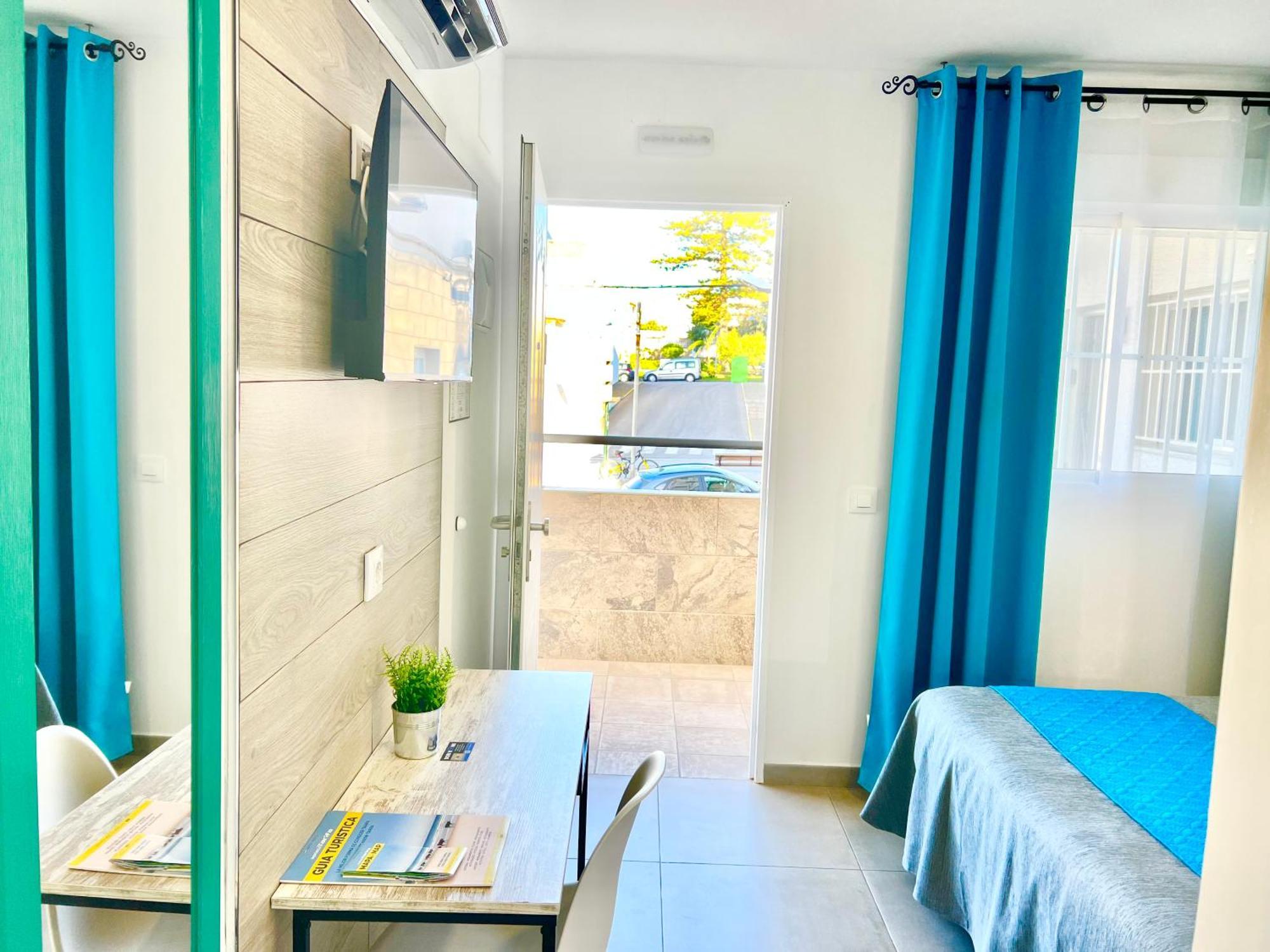 Dori Rooms Hostal ตาริฟา ภายนอก รูปภาพ