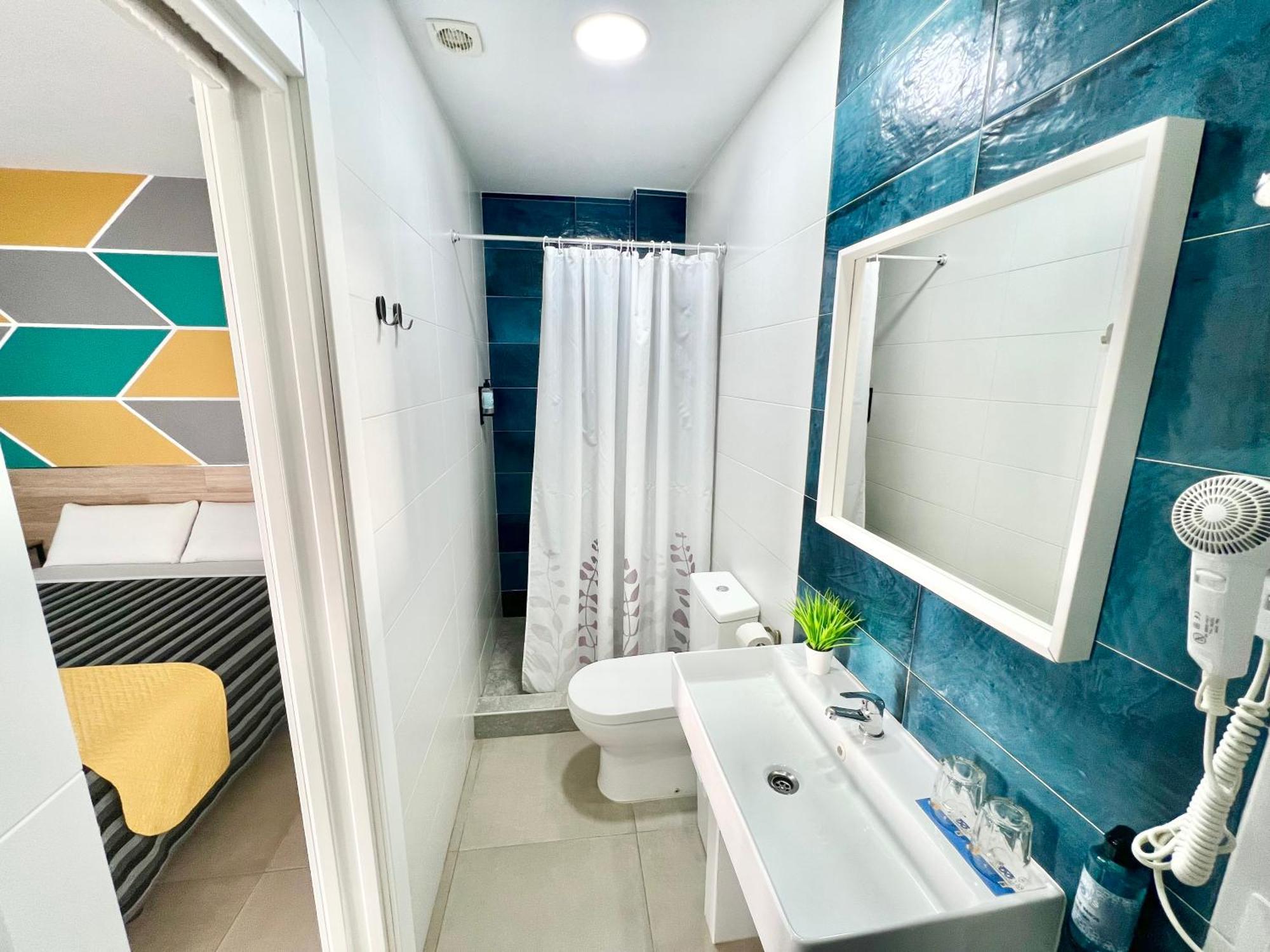 Dori Rooms Hostal ตาริฟา ภายนอก รูปภาพ